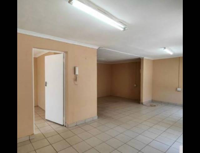 617M² OFFICE TO LET IN MORNINGSIDE
